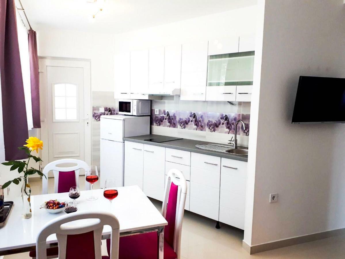 Apartment Silvia Makarska Buitenkant foto